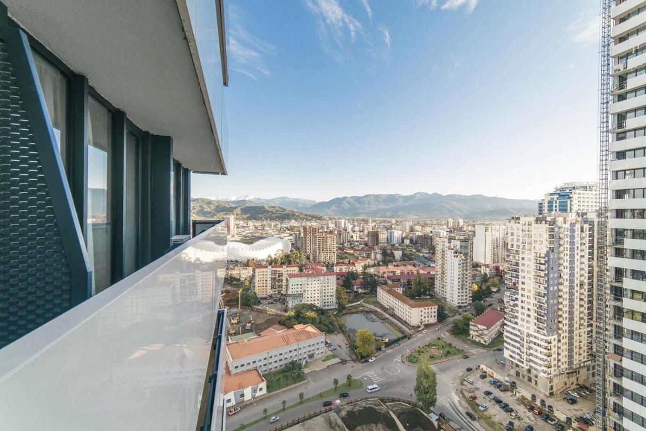 Orbi City - A & С Apartment Batumi Bagian luar foto